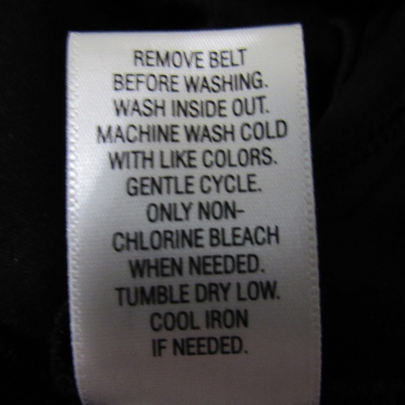 Candie’s Pleaded Black Dress With Back Bow Large - Picture 8 of 8